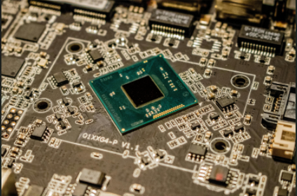 How to reduce parasitic capacitance in PCB layout?